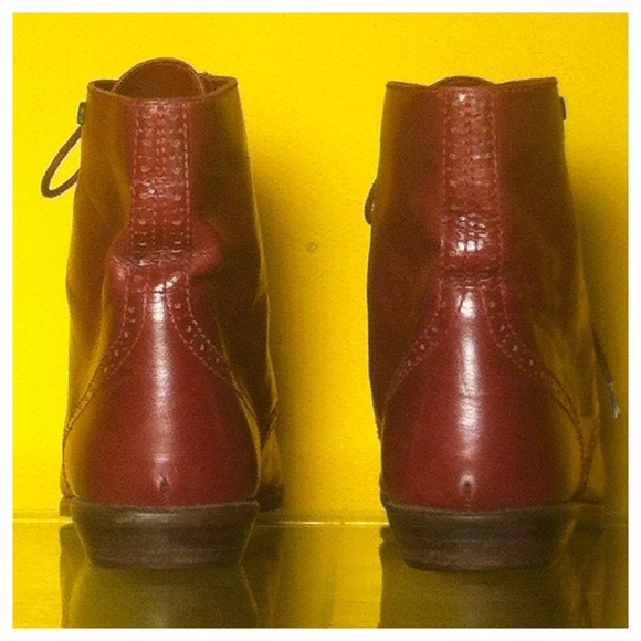 Etienne Aigner Shoes - SOLD! Vintage Leather Oxford, Lace up Ankle boots Etienne Aigner Shoes - SOLD! Vintage Leather Oxford, Lace up Ankle boots
