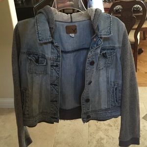 American Eagle Jean/hoodie jacket
