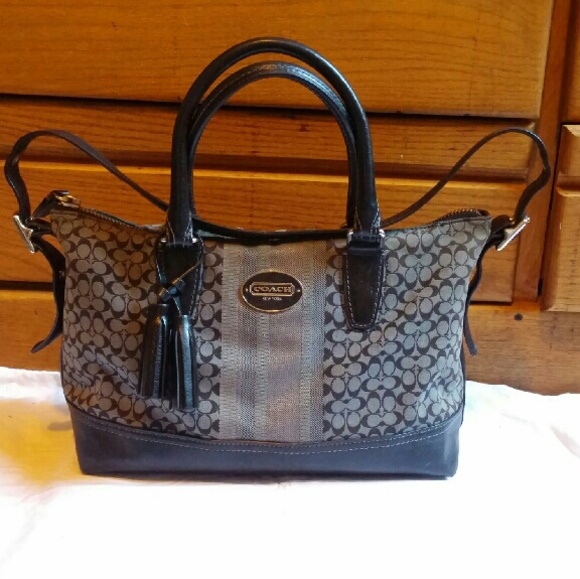 New Authentic Coach purse