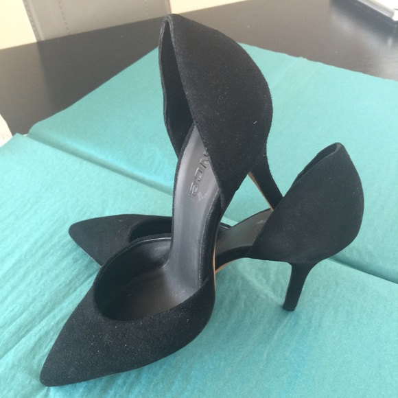 NEW Vince. Celeste D'Orsay black suede pump