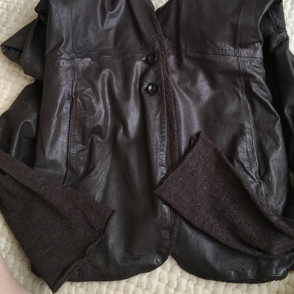 Ladies Jacket. - Picture 4 of 4