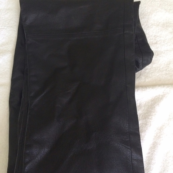 Leather pants. - Picture 2 of 4