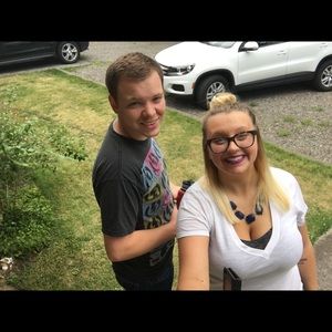 Meet your Posher, Emily