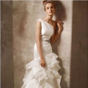 Vera Wang one shoulder wedding gown