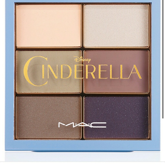 Mac eye shadow pallet limited Cinderella