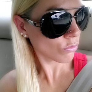 Meet your Posher, Amber