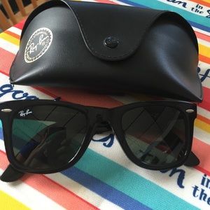 Ray-Ban Wayfarer Sunglasses