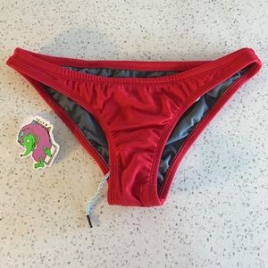 Brand new Europe bottoms