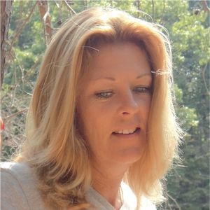 Meet your Posher, Lynn mallory