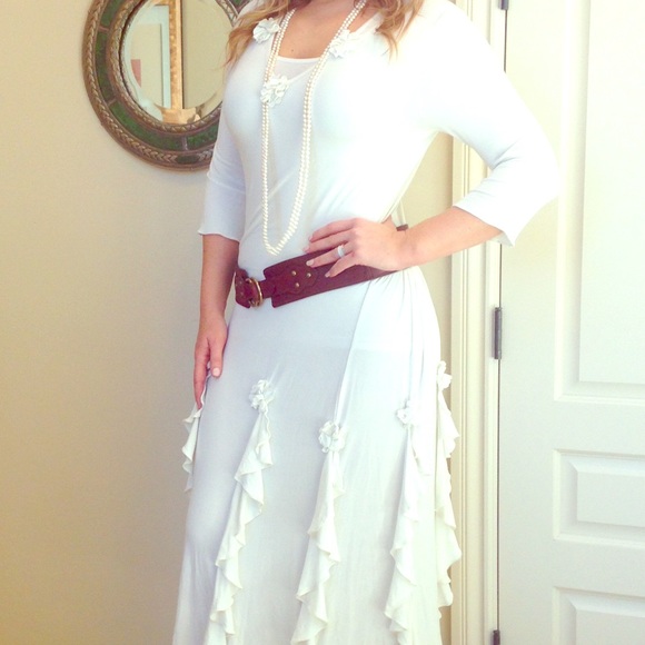 Bamboo Fabric Designer Ivory Ruffle Tube Dress - Picture 2 of 5