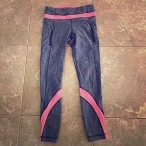 💜SOLD💜 Lululemon workout pants size 4