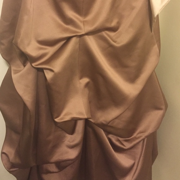 NWT Davids Bridal Gown - Picture 3 of 3