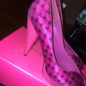 Betsey Johnson Peep Toe platform heel
