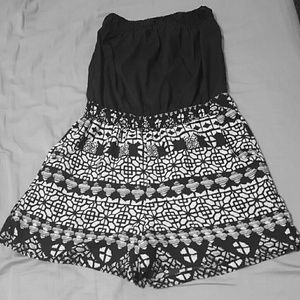 Black and white patterned romper