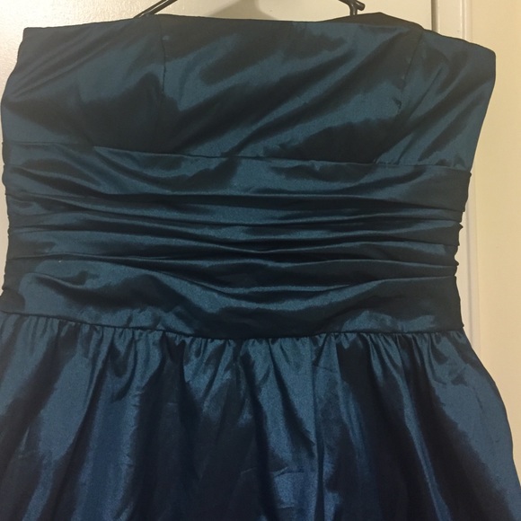 Davids Bridal Gown - Picture 2 of 2