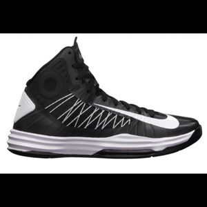 Nike Hyperdunk 2012 Black and White. Size 8.5