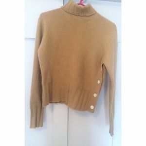 CASHMERE tan sweater with cream buttons