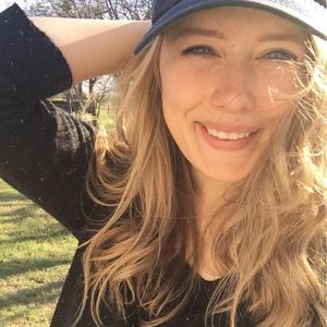 Meet your Posher, Kenzie