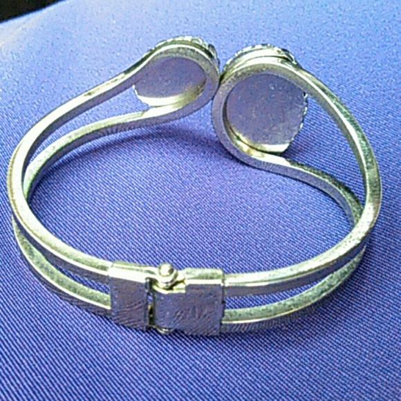 Purple and white silver hinged bracket - Picture 3 of 4