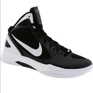 Nike Hyperdunk 2011 Black and White Size 8.5