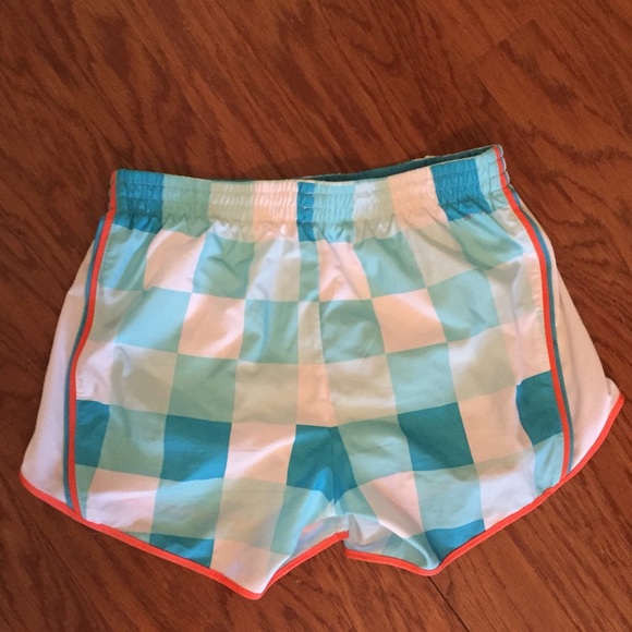 Nike Dri Fit Shorts - Picture 2 of 2