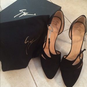 Guiseppe Zanotti dress shoes