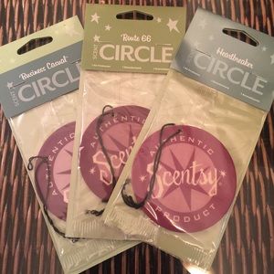 3 Scentsy circles