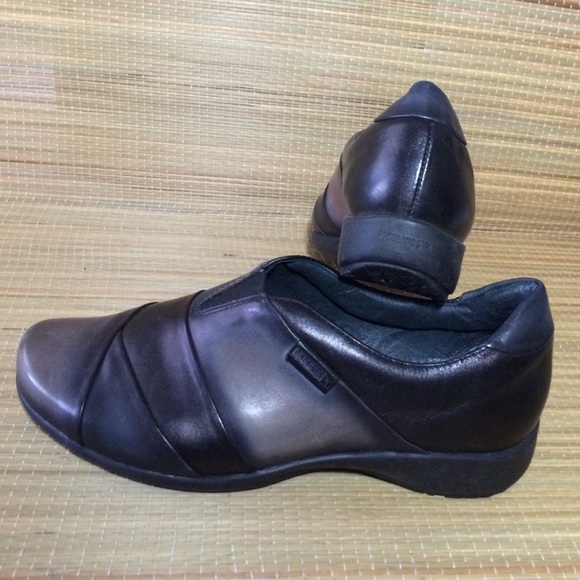 Luxurious leather loafers from Pikolinos. - Picture 3 of 4