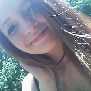 Meet your Posher, Emilee