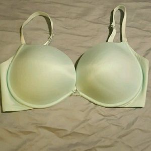 Gently used Victoria Secret Seafoam green bra.