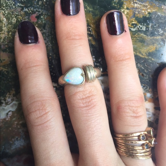 Vintage Sterling silver Opal heart ring size 5.5