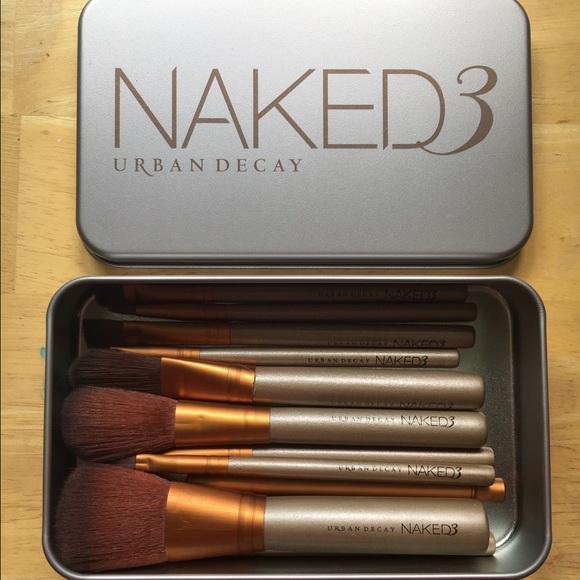 Urban Decay Naked 3 brush set!!!!