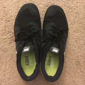 Black nike free men's 7.5