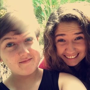 Meet your Posher, Angie