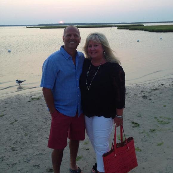 Meet your Posher, Melanie - Picture 1 of 1