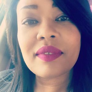 Meet your Posher, Makeda