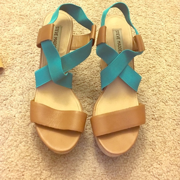 Steve Madden wedges