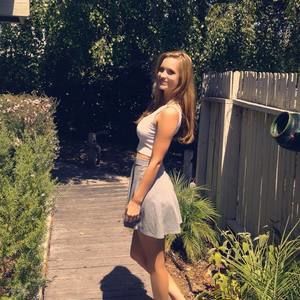 Meet your Posher, Marissa