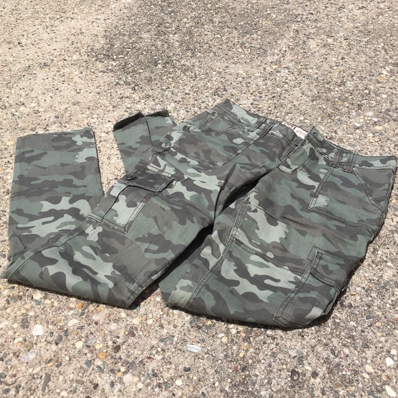 camo pants