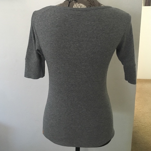 🎁 Lucy top - Picture 2 of 3