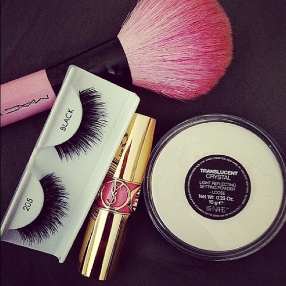 Special Makeup Deal!!