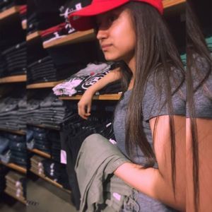 Meet your Posher, Mariana