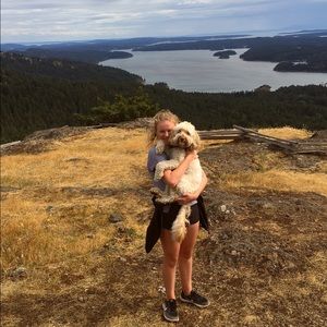 Meet your Posher, Mimi