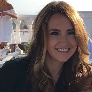 Meet your Posher, Cait