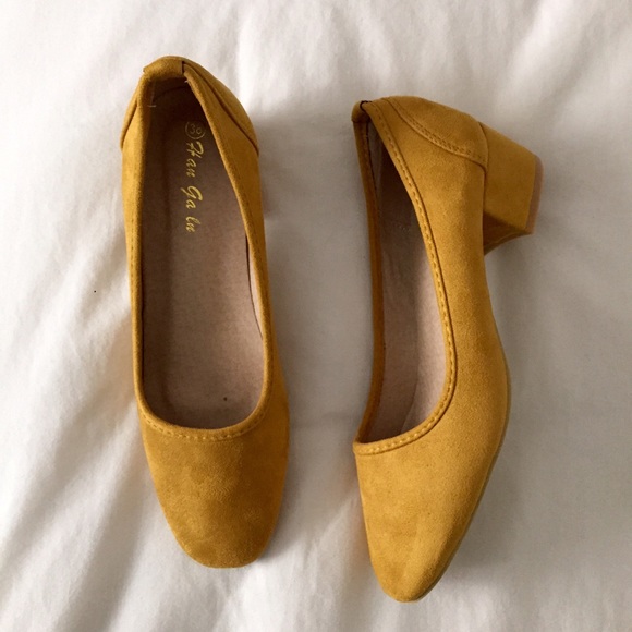 Low Kitten Heels Slippers Roberta