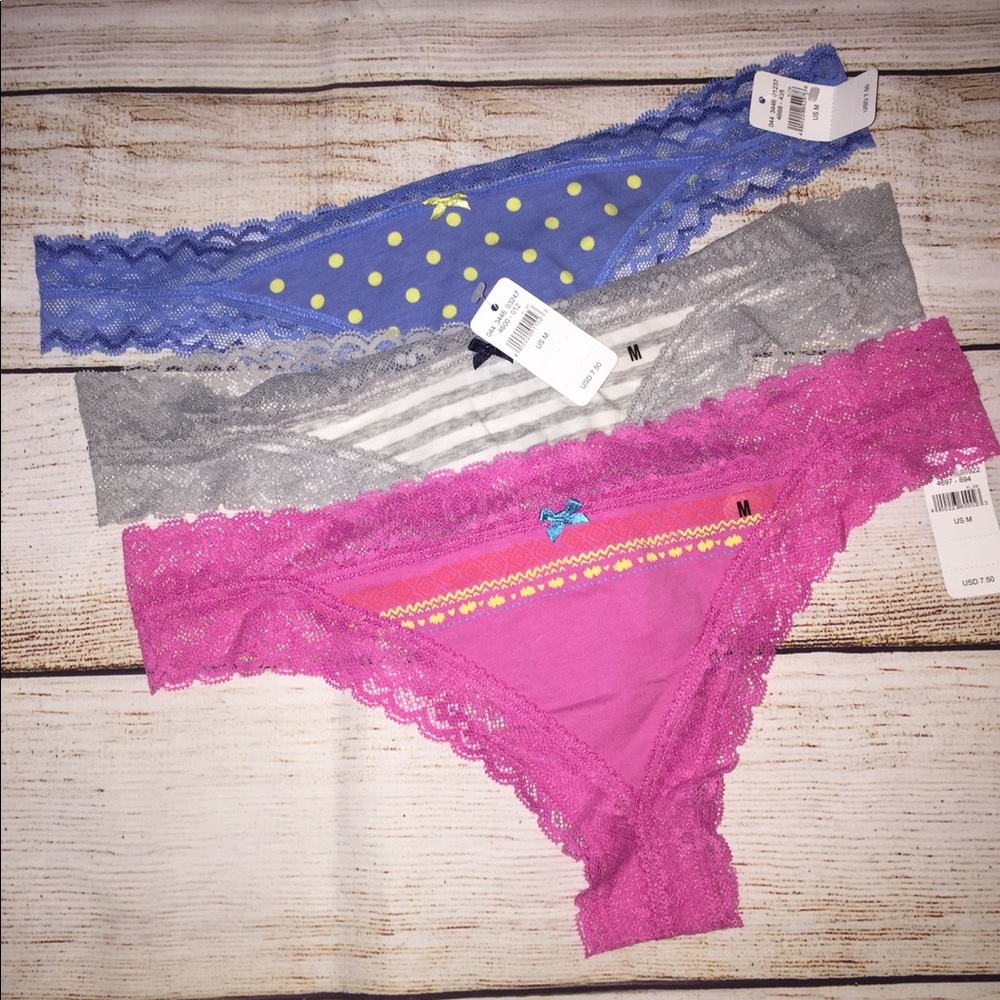 NWT 3 pairs of aeri underwear