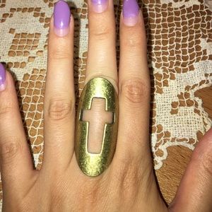 Super cute cut out cross ring