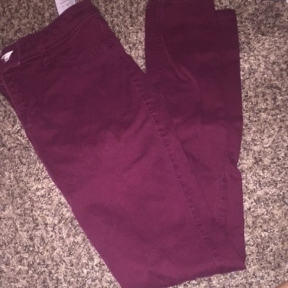 hollister maroon jeans