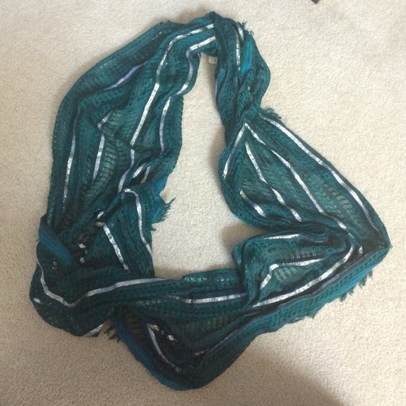 Infinity scarf