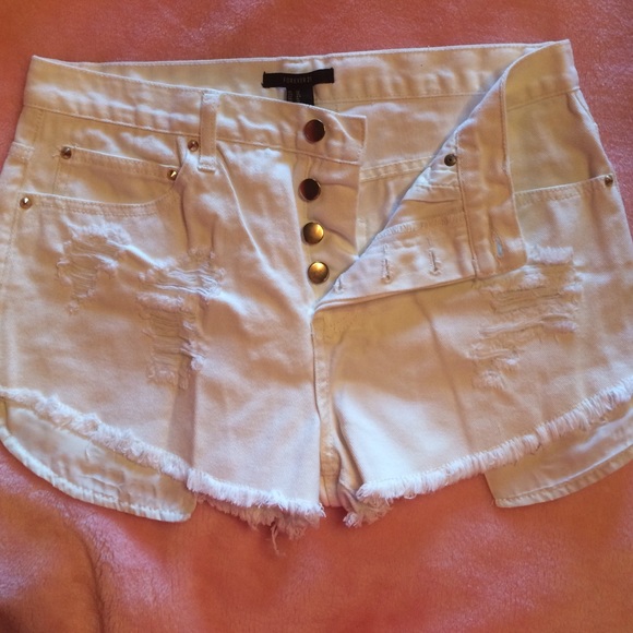 High waisted white denim shorts